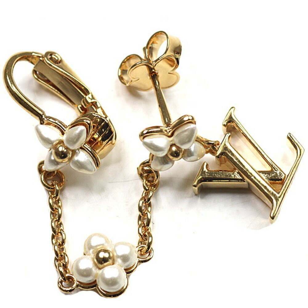 LOUIS VUITTON Gold Pearl Earrings